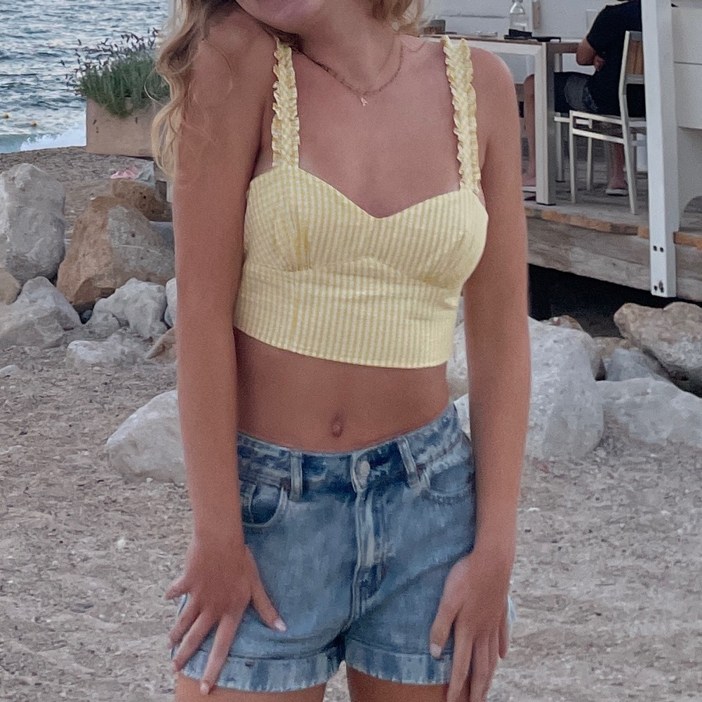 Gingham yellow Zara top